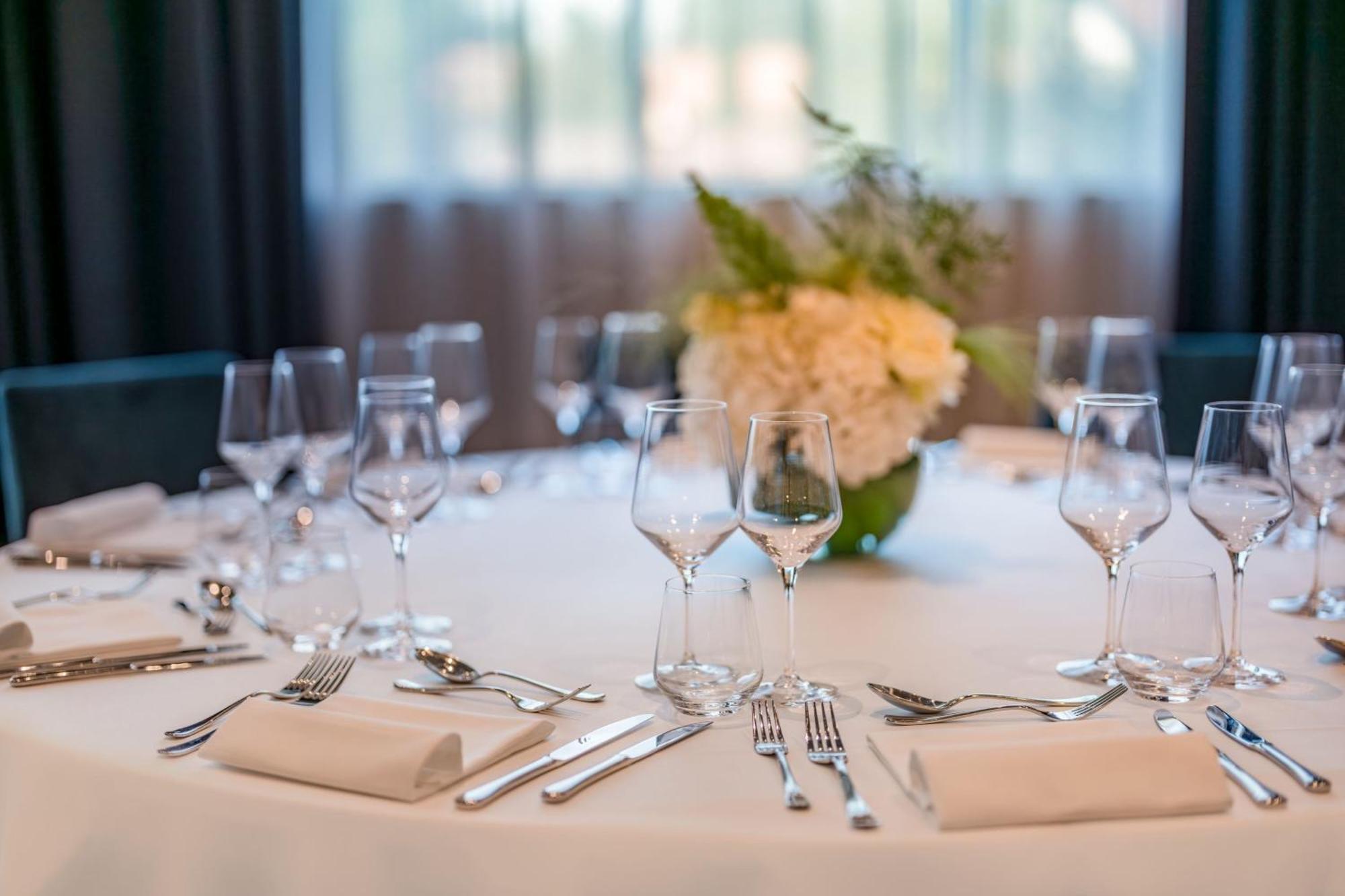 Geneva Marriott Hotel Meyrin Kültér fotó